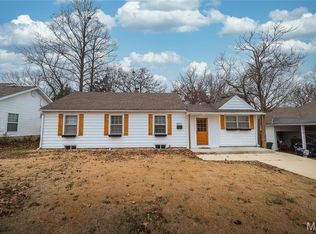 1022 Lynwood Dr, Rolla, MO 65401