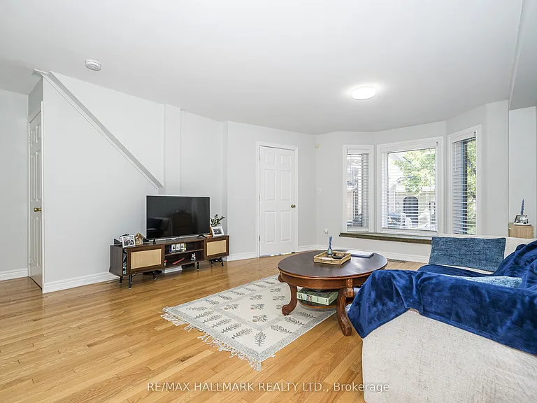 125 Viella St — Photo 5