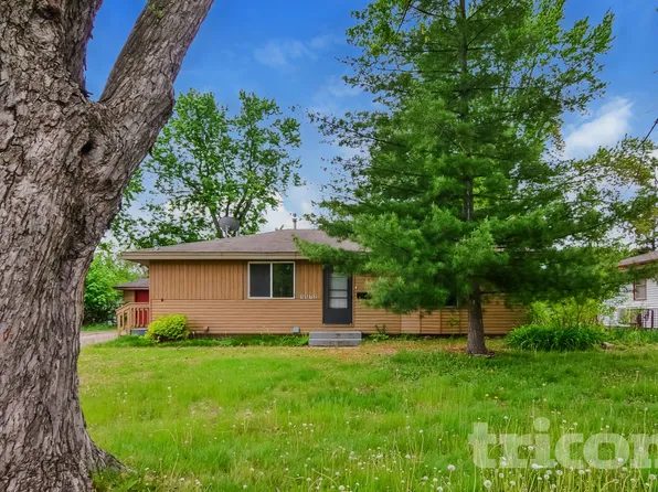 1572 Pullman Ave, Saint Paul Park, MN 55071