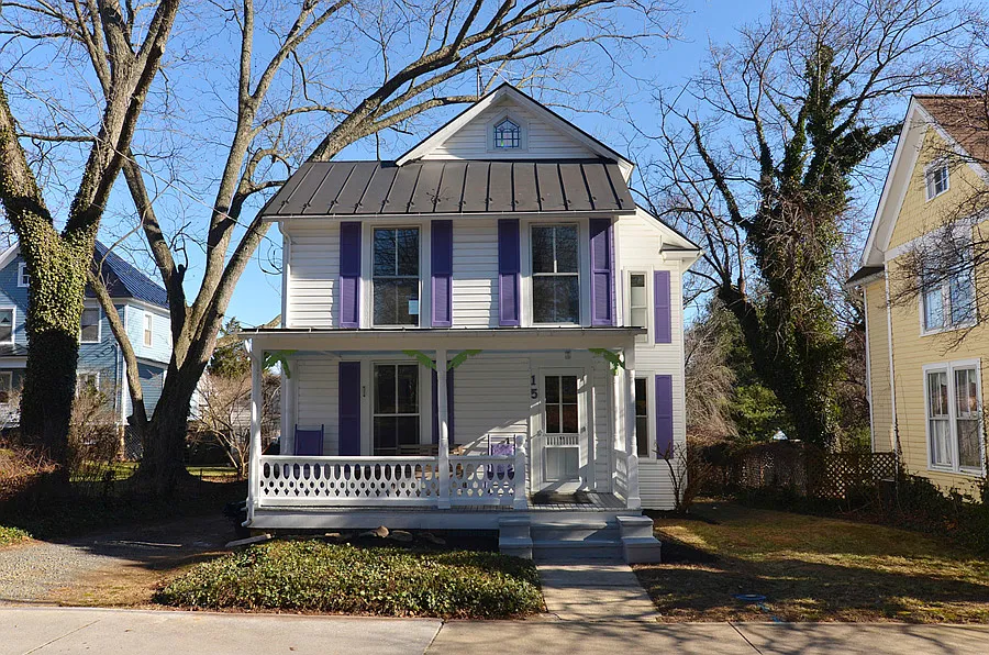 15 Main St photo 1
