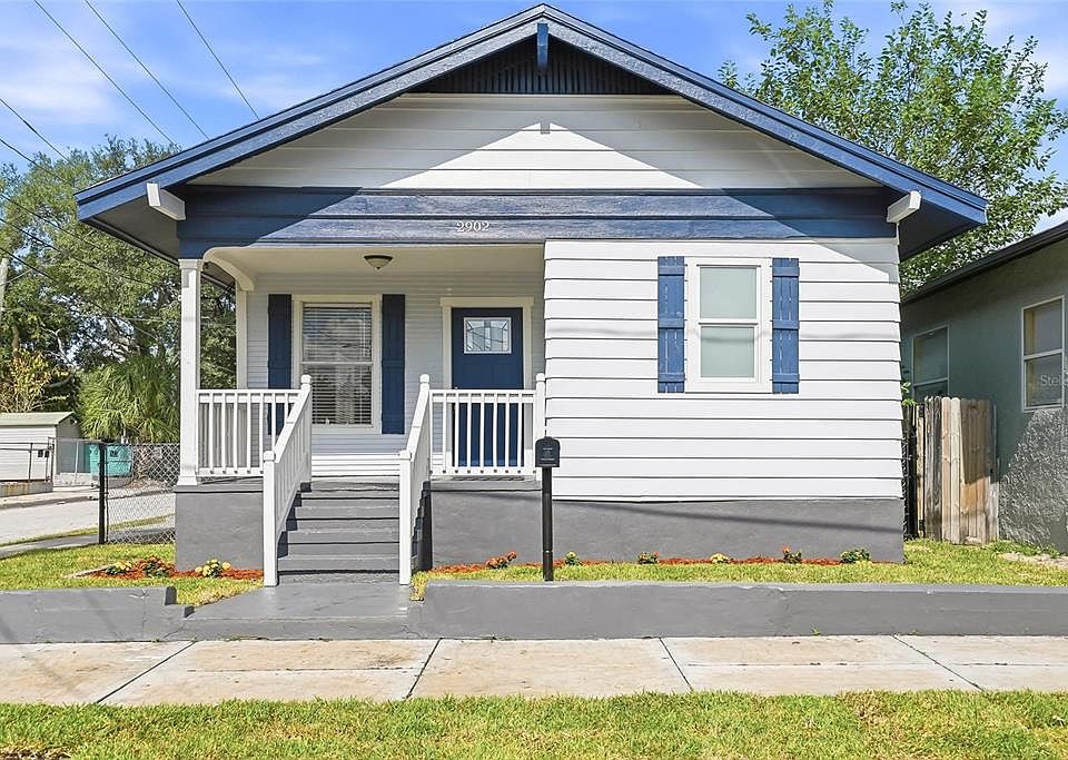 1st image of 2902 SANCHEZ STREET