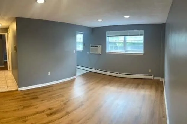 210 Hillside Ave #12A — Photo 2