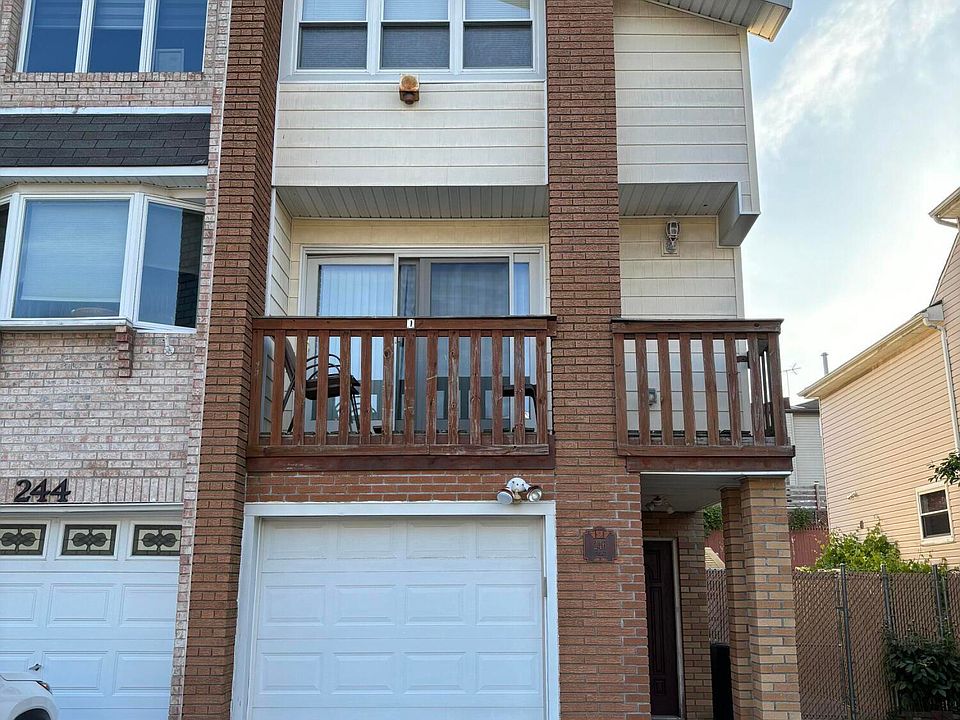 1st image of 246 Doane Ave
