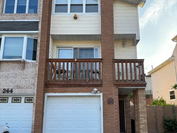 246 Doane Ave, Staten Island, NY 10308