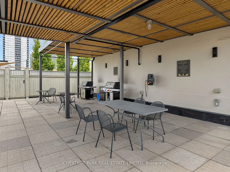 90 Sumach St #313 — Photo 27