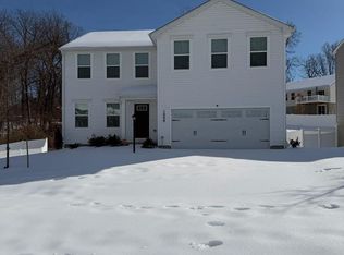 1004 Veneer Ct, Capitol Heights, MD 20743