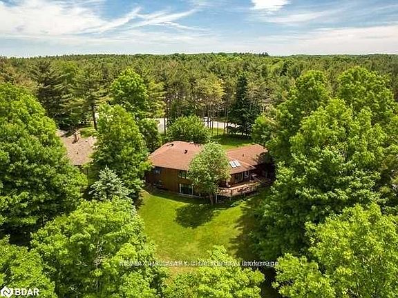 4th image of 16 Highland Dr