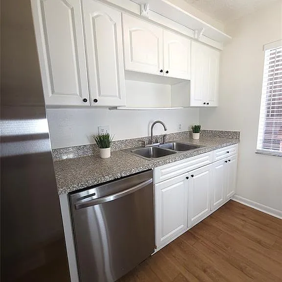 7606 Abbey Ln #208 — Photo 11