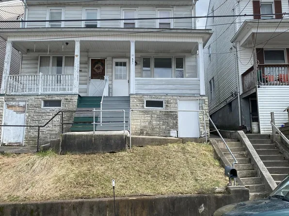 651 Pine Hill St, Minersville, PA 17954