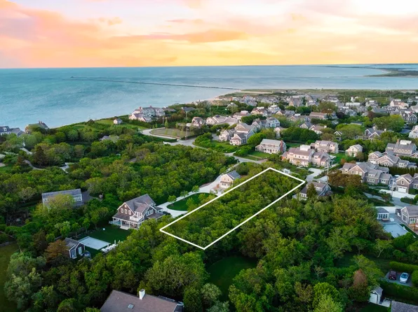 19 Sherburne Tpke, Nantucket, MA 02554