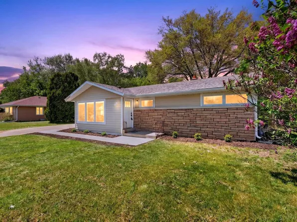 2965 N 124th STREET, Brookfield, WI 53005