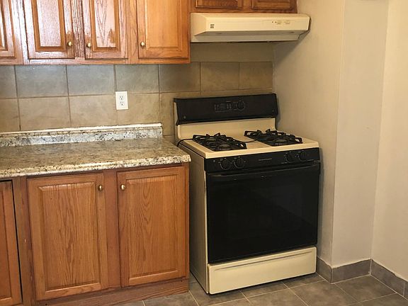 2nd image of 72 Jules Dr