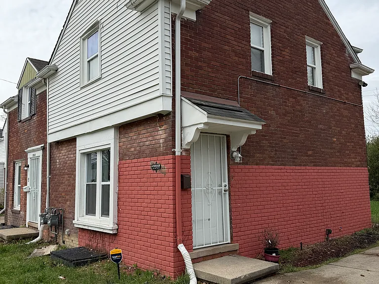 10869 Nottingham Rd — Photo 2