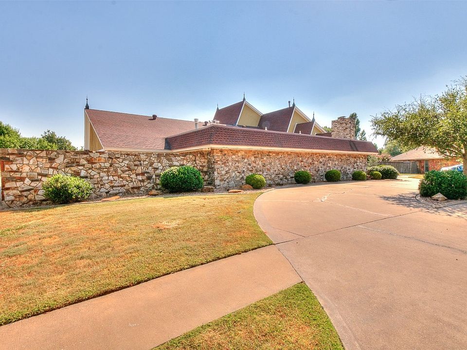 8104 Brownsville Ln, Bethany, OK 73008 Zillow