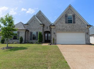 65 Chesnut Spring Cv, Oakland, TN 38060