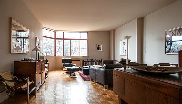 Sold by BW Properties | media 12