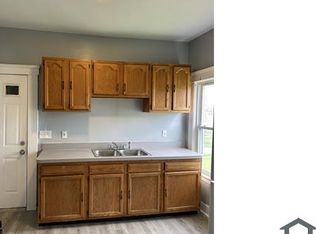 1338 Lakeview Rd, Cleveland, OH 44106