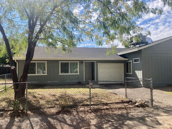 2101 Rosamond Ave #3