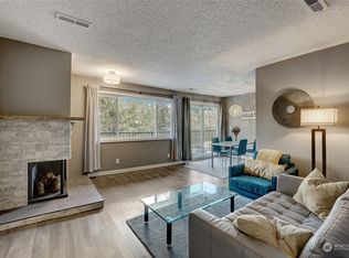 9523 NE 180th St APT A307, Bothell, WA 98011