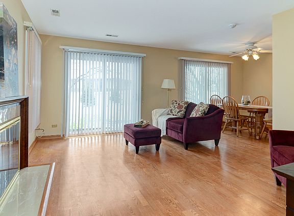 3rd image of 1610 Durham Ct #3-35