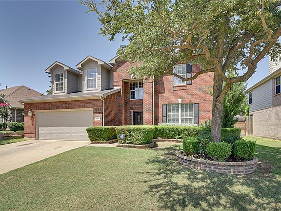 2nd image of 2105 Windcastle Dr