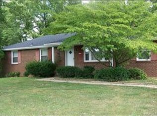 203 Aster Dr, Clarksville, TN 37042