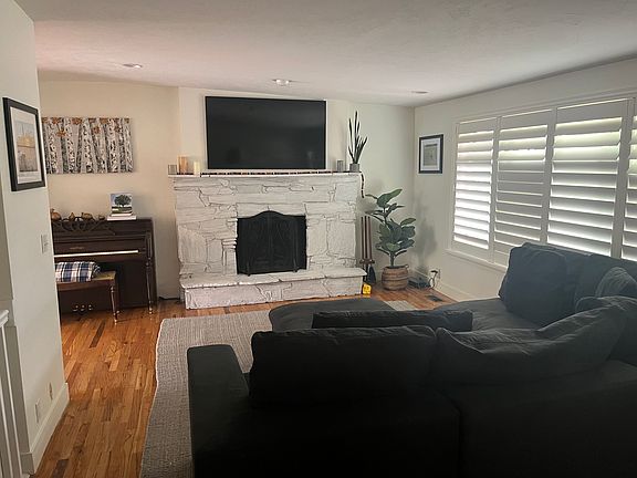 2nd image of 5877 S Fontaine Bleu Dr