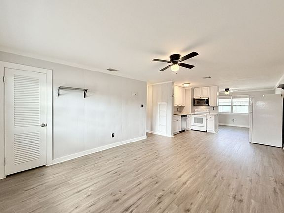 5th image of 1260 Palmetto St #1