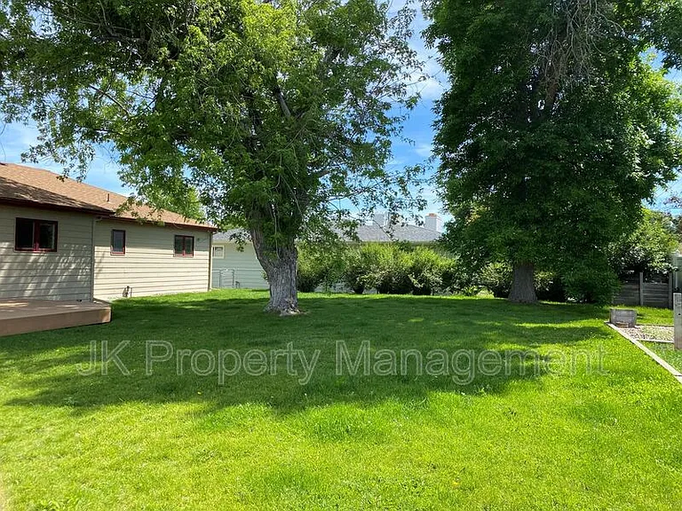 806 Forest Ave — Photo 7