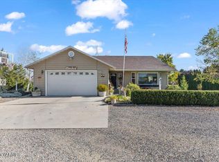 1940 Scoon Rd, Sunnyside, WA 98944