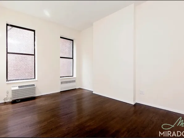 1556 York Ave APT 2B, New York, NY 10028