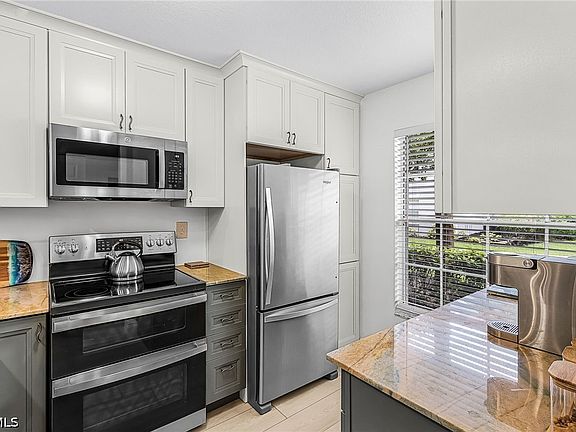 3rd image of 14461 Lakewood Trace Ct APT 103
