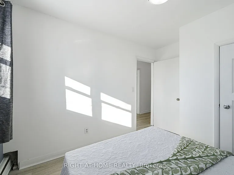 708 Carnegie Ave — Photo 22