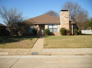 1131 Meadow Run Dr, Duncanville, TX 75137