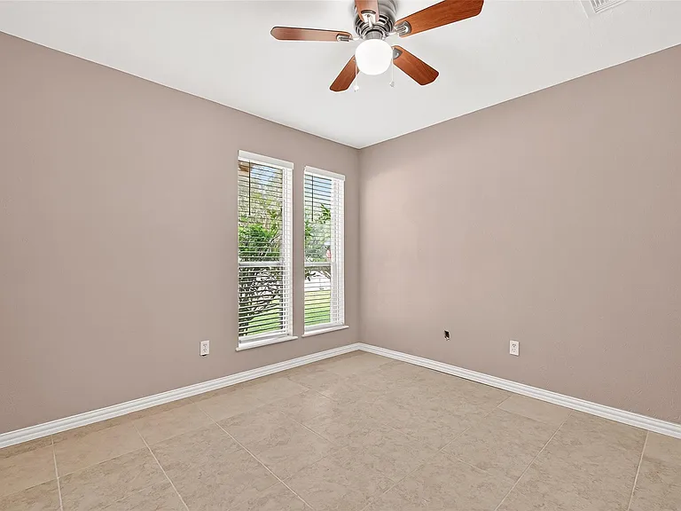 7403 Shady Vale Ln — Photo 36