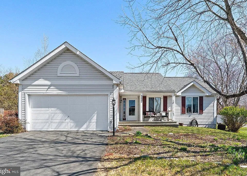 9833 Nimitz Ct