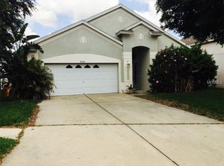 8004 Terrace Ridge Dr, Temple Terrace, FL 33637