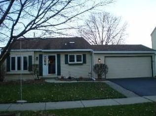 2804 Rolling Meadows Dr, Naperville, IL