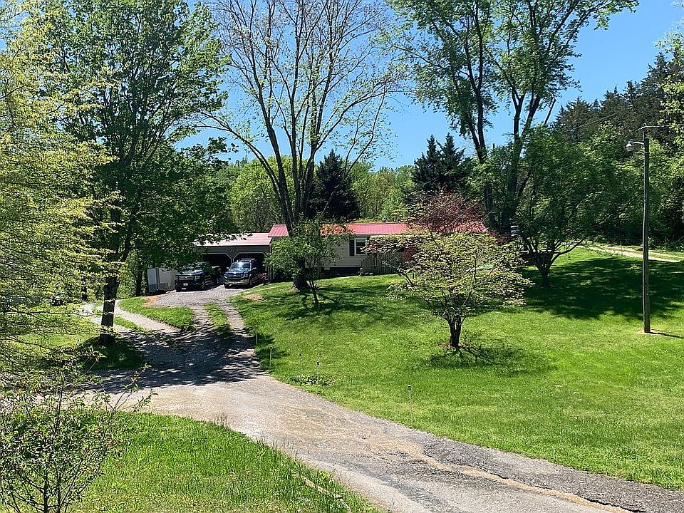 2nd image of 2830 Grove Rd