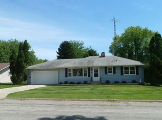 817 N 4th St, Fort Atkinson, WI 53538