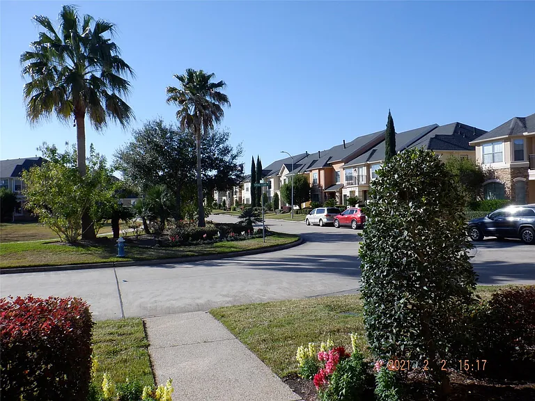 1903 Spring Cedar Ln — Photo 20