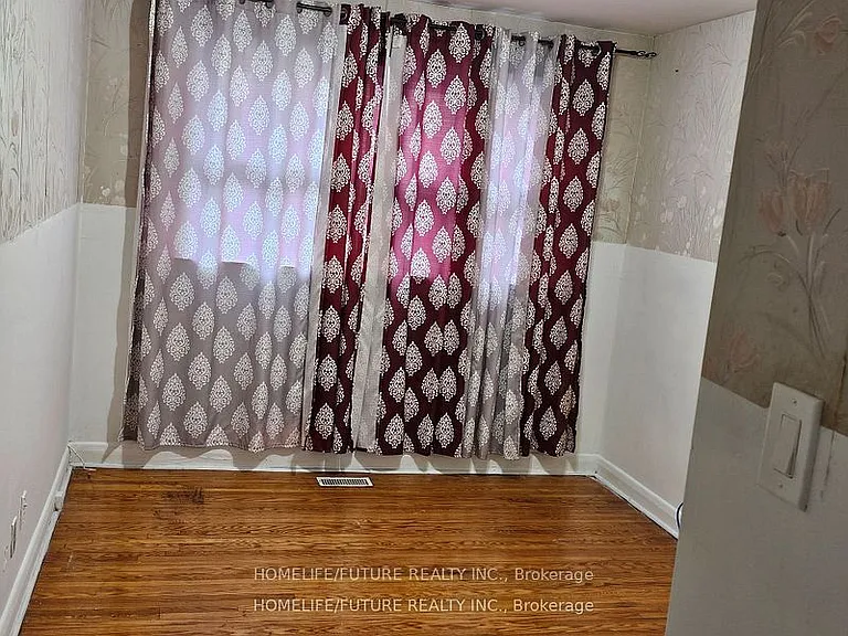 5 Sherwood Ave #MAIN — Photo 7