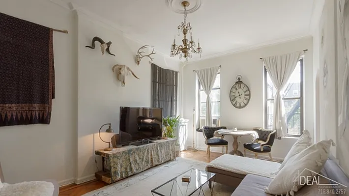 Rented by Ideal Properties Group | media 2