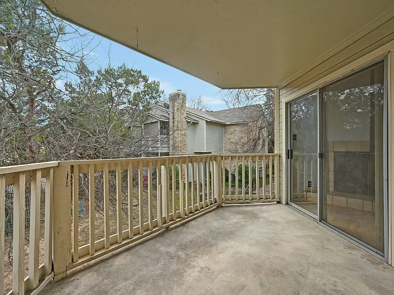 2450 Wickersham Ln #710 — Photo 16