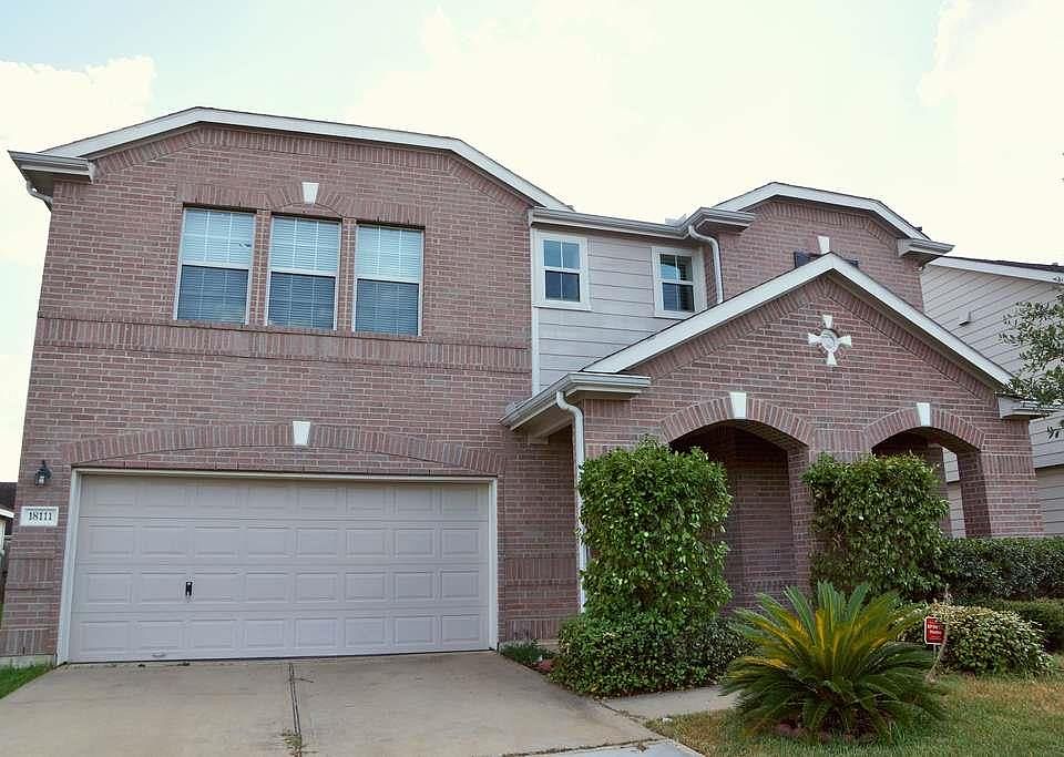 1st image of 18111 Ravensbrook Ln