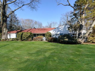 1 Bridle Ln, Port Washington, NY, 11050