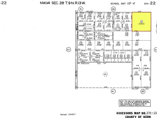75 W Holiday Ave, Rosamond, CA 93560
