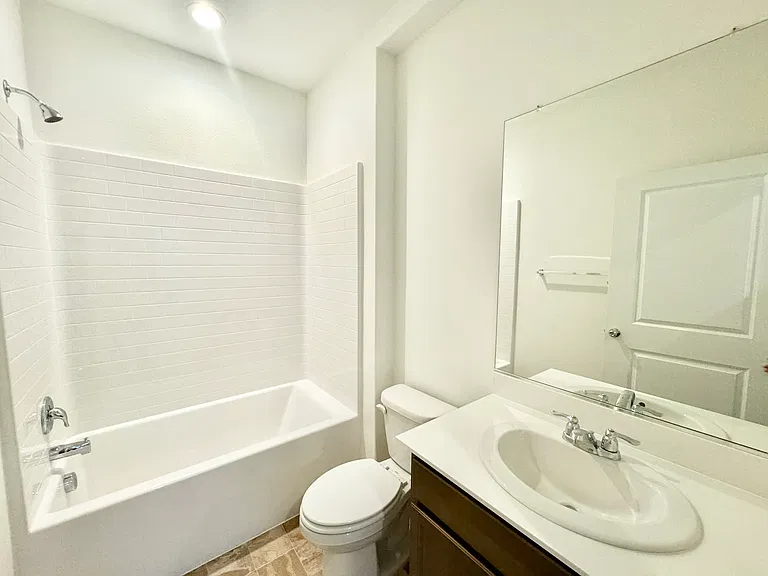8526 Anthony St — Photo 7