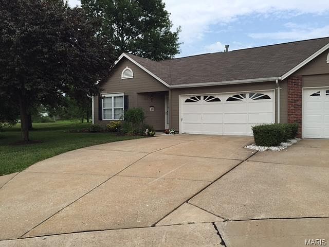 2nd image of 4816 Shirley Ridge Ct