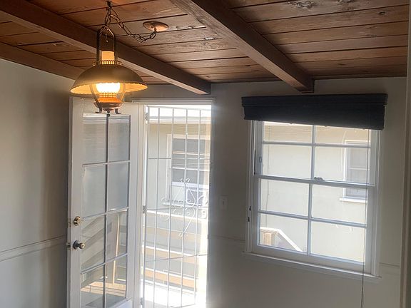 4th image of 4652 Colfax Ave #5